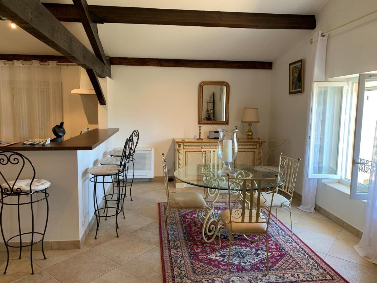 Chateau De La Clapiere Hyeres Exterior photo
